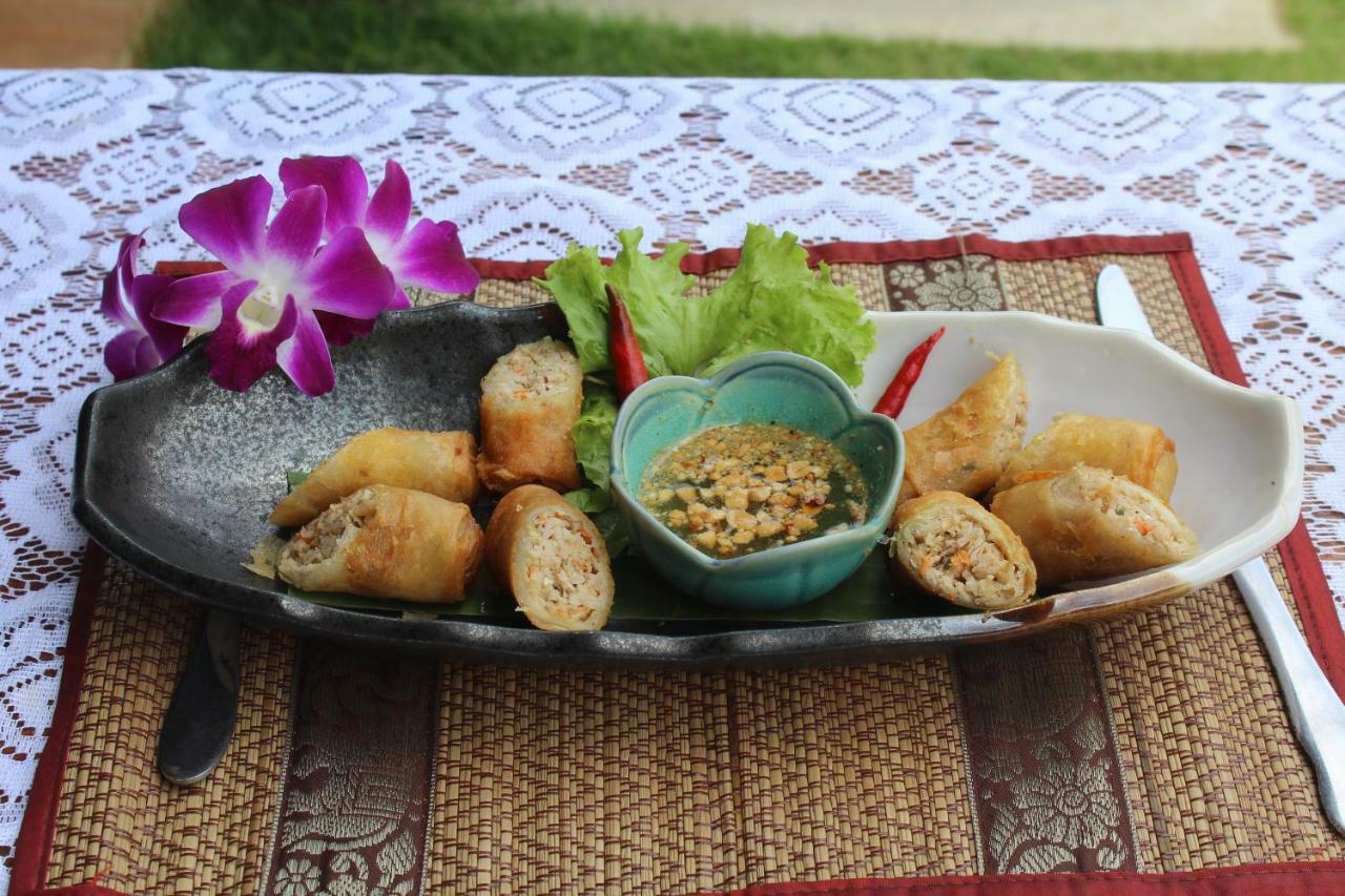 Moloppor Villa Battambang Exteriér fotografie
