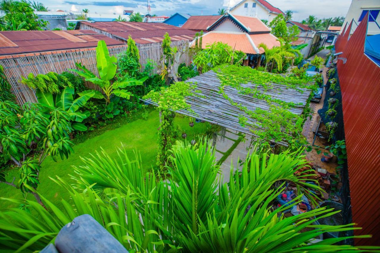 Moloppor Villa Battambang Exteriér fotografie