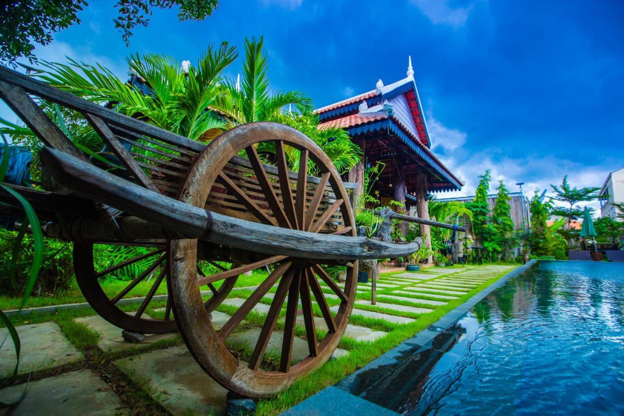 Moloppor Villa Battambang Exteriér fotografie
