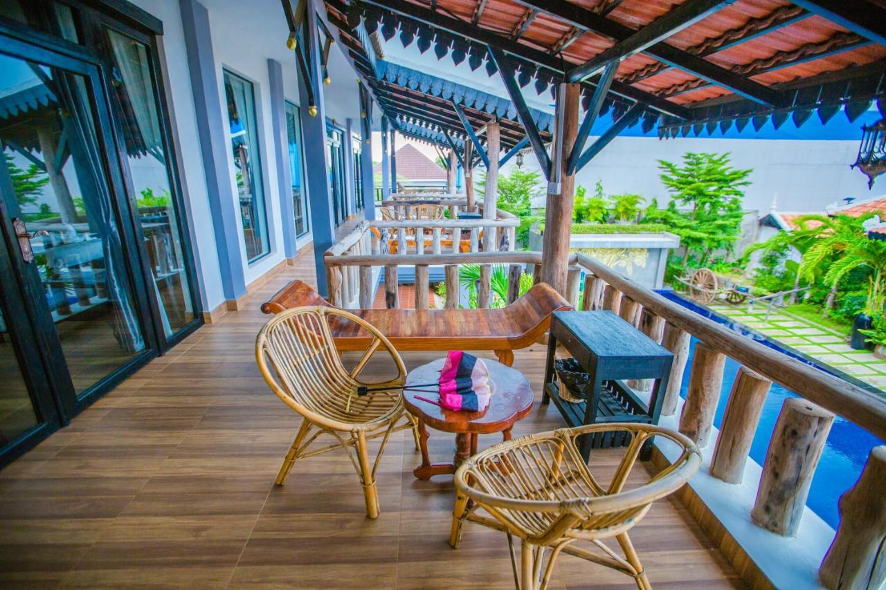 Moloppor Villa Battambang Exteriér fotografie